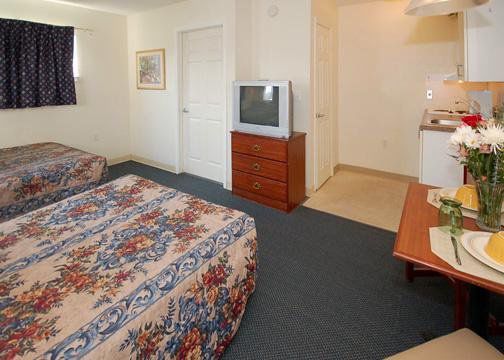Stay Inn & Suites - Stockbridge Room photo